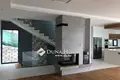 House 248 m² Nagykovacsi, Hungary