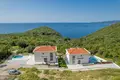 5 bedroom villa 318 m² Katun Rezevici, Montenegro