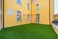 Mieszkanie 2 pokoi 104 m² Salo, Włochy