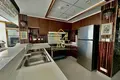 5 room apartment 232 m² in Dubai, United Arab Emirates