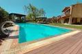 5-Schlafzimmer-Villa 670 m² Nea Michaniona, Griechenland
