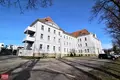 Mieszkanie 4 pokoi 1 852 m² Stockerau, Austria