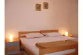 House 14 rooms 280 m² Mirca, Croatia