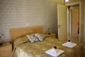6 bedroom villa 300 m², All countries