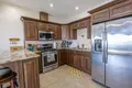 Дом 5 спален 697 м² West Bay, Гондурас