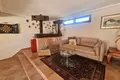 4-Schlafzimmer-Villa 550 m² lAlfas del Pi, Spanien