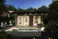Жилой комплекс Новый комплекс апартаментов и меблированных вилл с бассейнами и панорамными видами рядом с пляжем, Унгасан, Бали, Индонезия