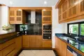 3 bedroom villa 596 m² Rawai, Thailand