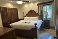 Кондо 1 спальня 70 м² West Bay, Гондурас