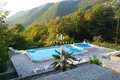 Mansion 7 bedrooms 300 m² Morinj, Montenegro