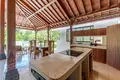 Villa de 4 habitaciones 400 m² Mas, Indonesia