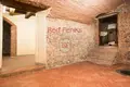 Commercial property 2 200 m² in Florence, Italy