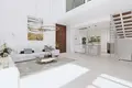 Villa de tres dormitorios 150 m² Finestrat, España