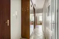 1 room apartment 38 m² in Warsaw, Poland