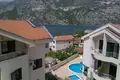 Квартира 2 спальни 91 м² Рисан, Черногория