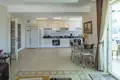 Квартира 5 комнат  Тосмур, Турция