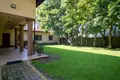 Квартира 6 комнат 200 м² в Варшаве, Польша