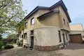 Casa 448 m² Lubon, Polonia