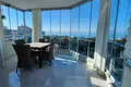 2 bedroom apartment 130 m² Mahmutlar, Turkey