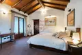 Villa de 3 habitaciones 450 m² Monvalle, Italia