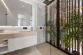 4-Schlafzimmer-Villa 754 m² Marbella, Spanien