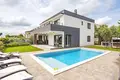 Villa de 4 dormitorios 238 m² Grad Pula, Croacia