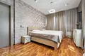 Mieszkanie 2 pokoi 80 m² Mińsk, Białoruś