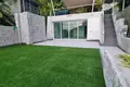 7 bedroom villa 1 200 m² Ban Bang Thao, Thailand