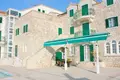 Hotel 5 000 m² Bol, Kroatien