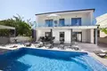 Villa de 4 dormitorios 220 m² Grad Pula, Croacia