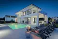 Villa de tres dormitorios 136 m² Vinkuran, Croacia