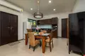 Villa mit 2 Schlafzimmern 90 m² Rawai, Thailand