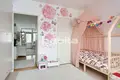 2 bedroom apartment 81 m² Helsinki sub-region, Finland