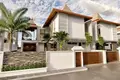 Villa de tres dormitorios 182 m² Thalang, Tailandia