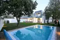 4-Schlafzimmer-Villa 300 m² Pelinovo, Montenegro