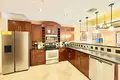 Кондо 2 спальни 125 м² West Bay, Гондурас