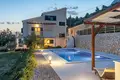 4 bedroom Villa 330 m² Dugi Rat, Croatia