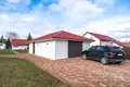 4 bedroom house 242 m² Navasyno, Belarus