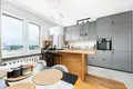 Mieszkanie 3 pokoi 57 m² Warszawa, Polska
