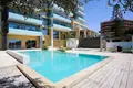Mieszkanie 4 pokoi 180 m² Limassol, Cyprus