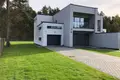 Adosado 4 habitaciones 245 m² Dzilnuciems, Letonia