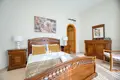 4 bedroom house 251 m² Chloraka, Cyprus