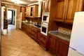 3 bedroom house 280 m² Marbella, Spain