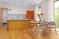 Villa mit 2 Schlafzimmern 129 m² Tivat, Montenegro