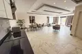 Mieszkanie 4 pokoi  Alanya, Turcja