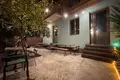 Propiedad comercial 4 habitaciones 150 m² en Tiflis, Georgia