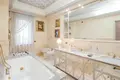 Квартира 1 спальня 130 м² Корсико, Италия