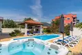 villa de 5 dormitorios 333 m² Grad Kastela, Croacia