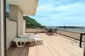 3 bedroom apartment 150 m² Rafailovici, Montenegro