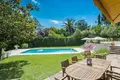 5 room villa 300 m² Narbonne, France